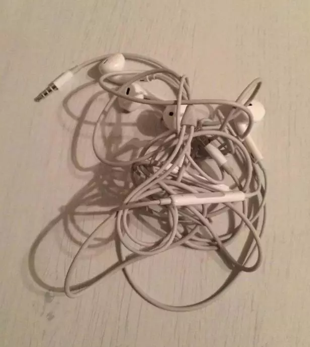 【吐槽合集】iphone7日抛型耳机被网友玩坏了